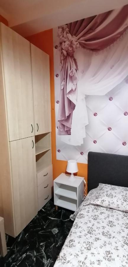 Celine Bed & Breakfast Genoa Exterior photo